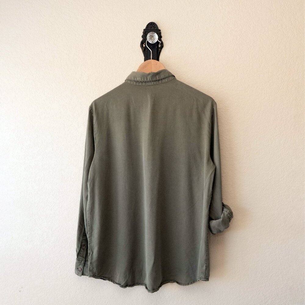 Social Standard Sanctuary M Olive 100% Tencel Roll Tab Button Shirt - Picture 7 of 12